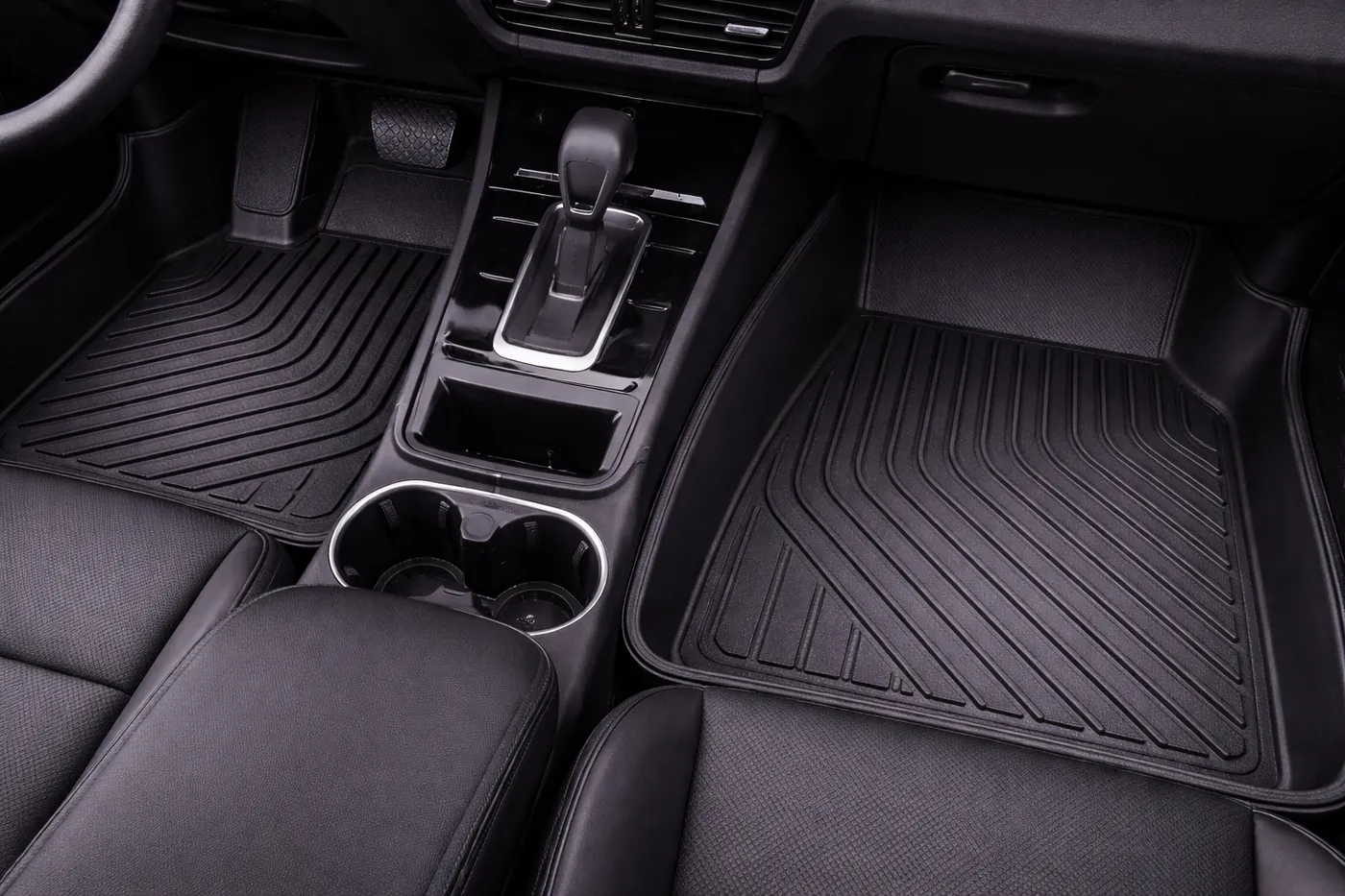 Interior de carro com tapetes Nextcar